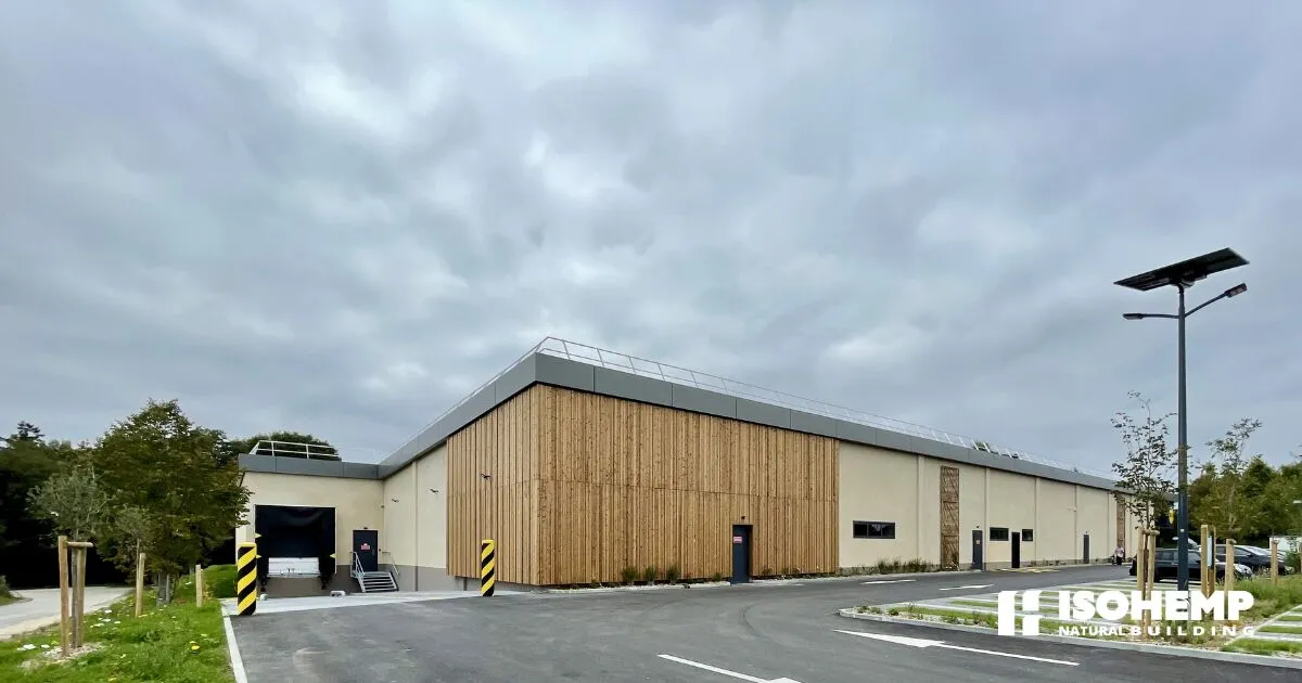 Le nouveau magasin Lidl de La Gacilly, construit en blocs IsoHemp avec bardage bois