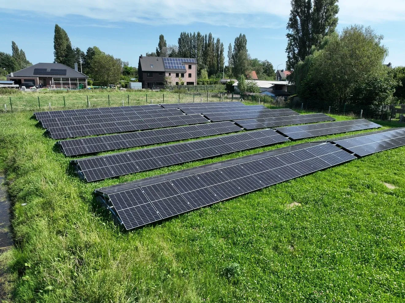 Ground-mounted solar array at Pidpa's station in Rumst