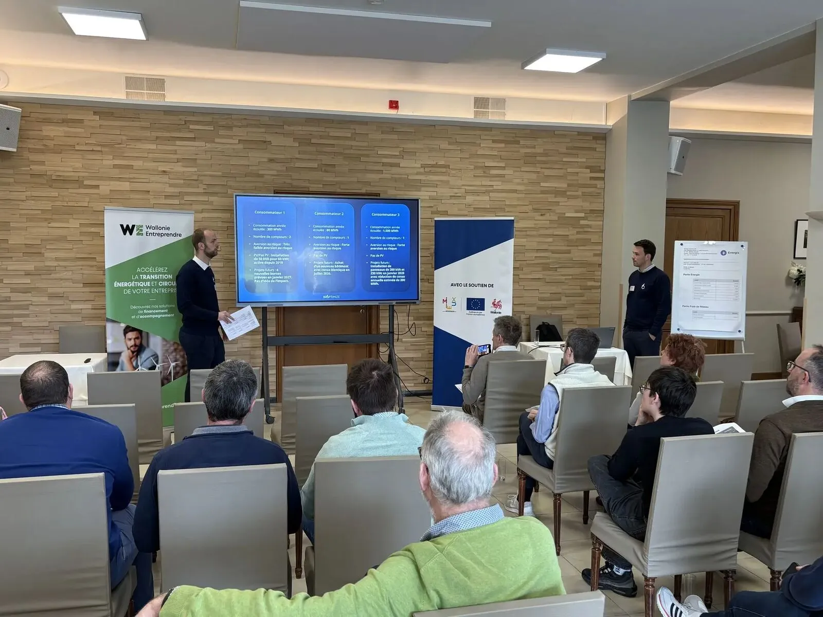 Les consultants en marché de l'énergie de Broptimize face aux dirigeants de PME au PME Green Challenge de Wallonie Entreprendre